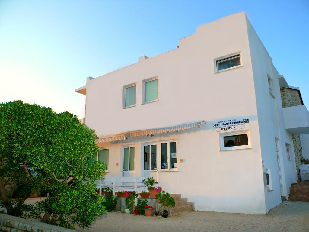 Apartments Panonija 诺瓦利娅 外观 照片