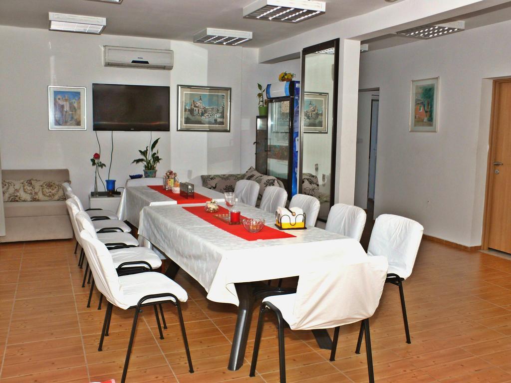 Apartments Panonija 诺瓦利娅 外观 照片
