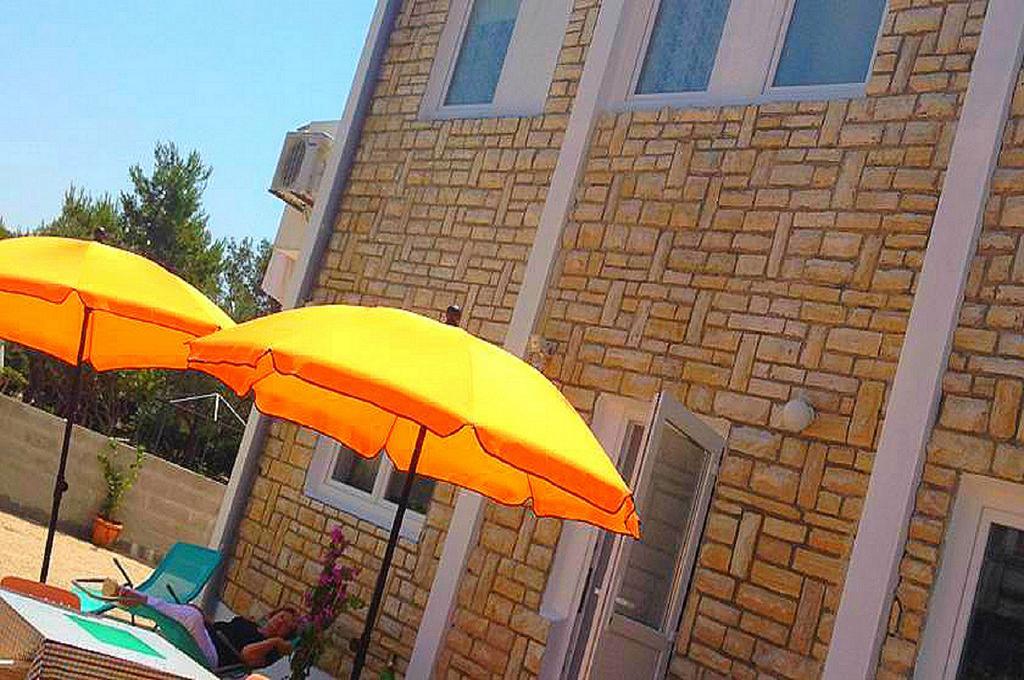 Apartments Panonija 诺瓦利娅 外观 照片