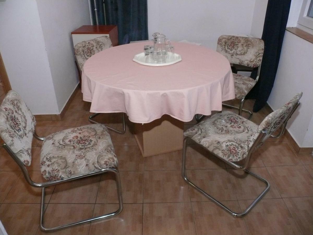 Apartments Panonija 诺瓦利娅 外观 照片